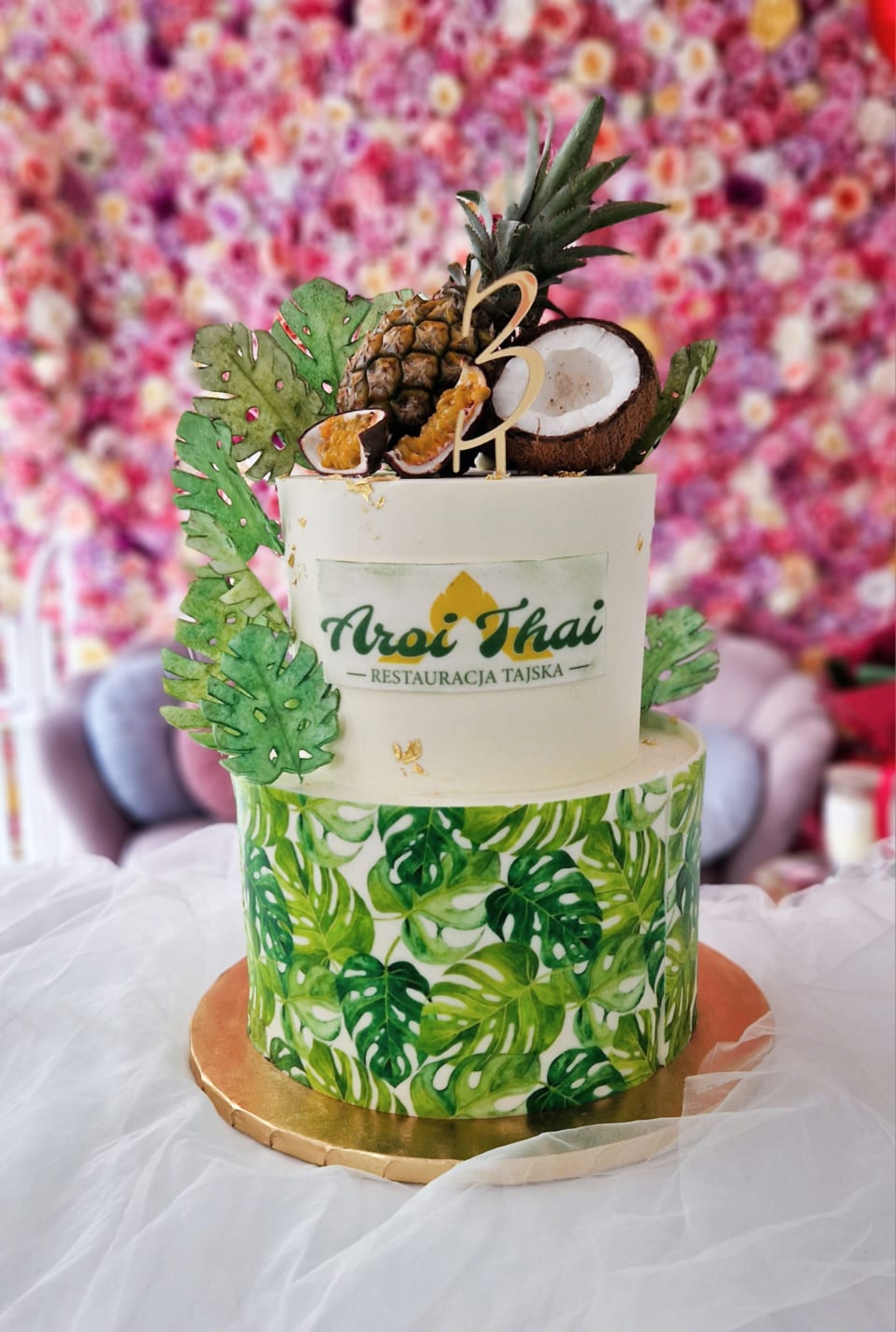 Tort na 3 urodziny Aroi Thai