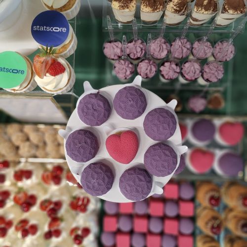 Słodki Stół na Otwarcie Biura – elegancja i smak w biznesowym wydaniu dla firmy Statscore