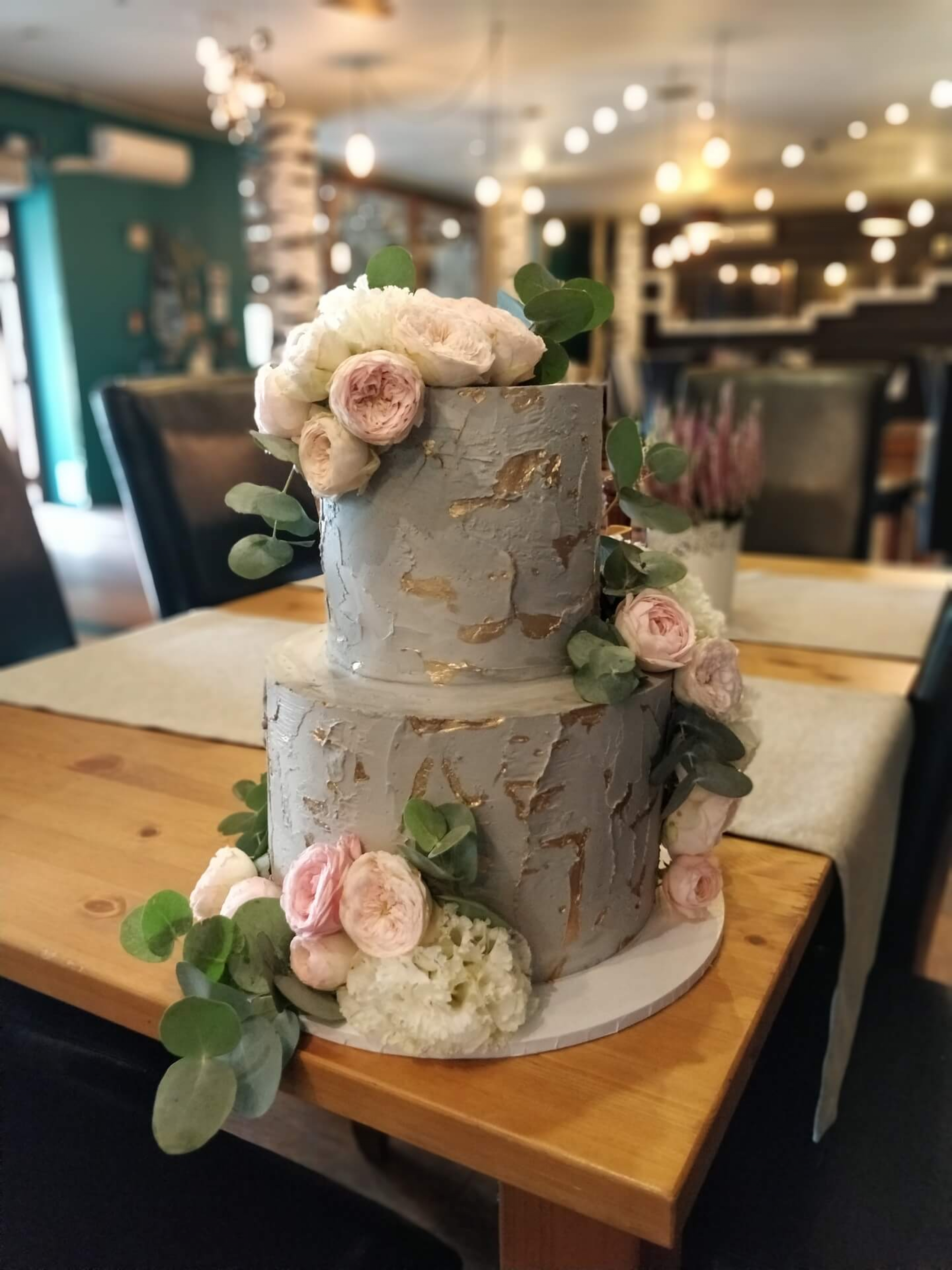 Tort weselny