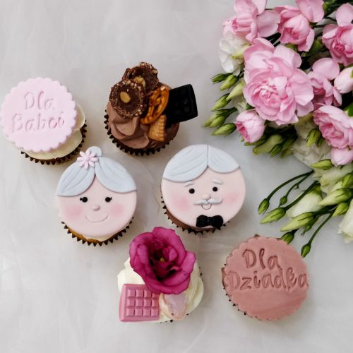 Upominki na Dzień Babci i Dziadka